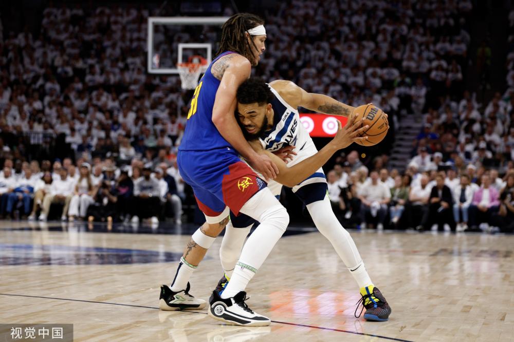 字母哥因伤 字母哥因伤