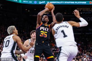 其中包括 其中包括